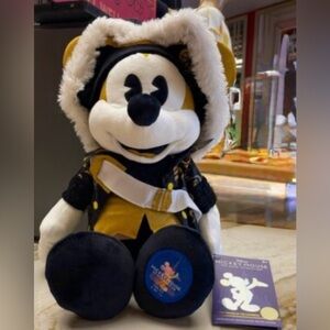 Mickey Mouse “The Main Attraction” #2/12 Pirates of the Caribbean NWT